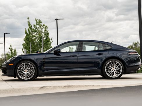 Used 2021 Porsche Panamera 4 AWD/4WD image 6