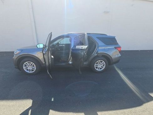 New 2026 Ford Explorer Active image 11