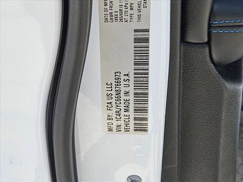 Used 2022 Jeep Grand Cherokee Trailhawk AWD/4WD image 20
