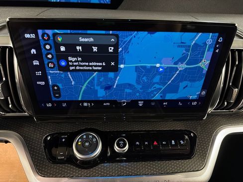 New 2027 Ford Expedition Max Platinum w/ Stealth Appearance Package AWD/4WD image 11