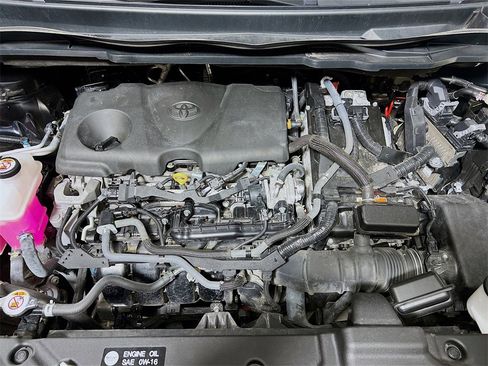 Certified 2024 Toyota Sienna LE image 27