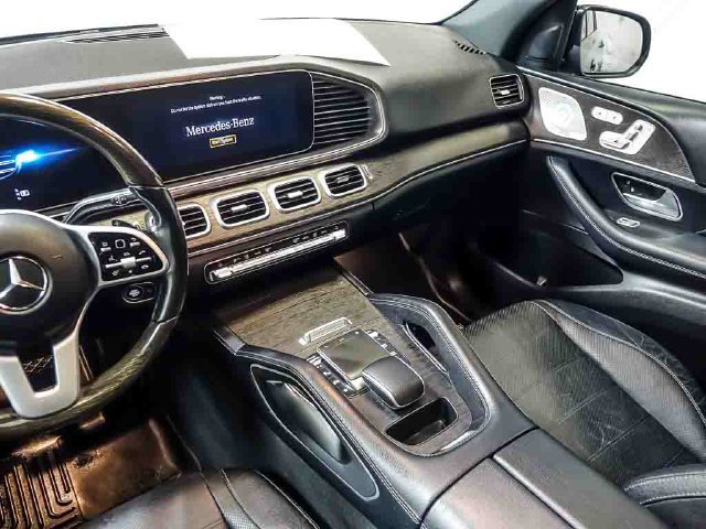 Used 2021 Mercedes-Benz GLE 450 4MATIC w/ AMG Line Exterior image 18