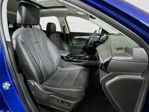 Certified 2024 Buick Envision Avenir image 28