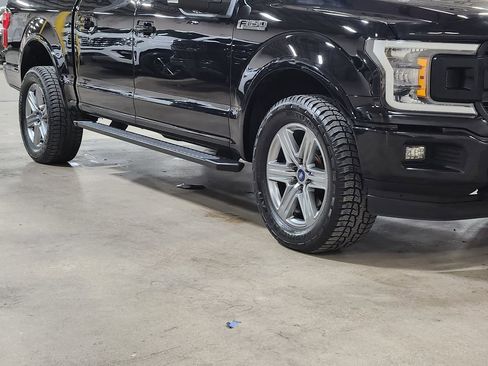 Used 2019 Ford F150 XLT w/ Equipment Group 302A Luxury image 16