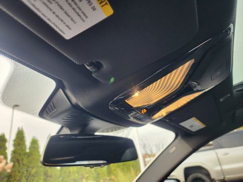 Used 2020 BMW 530i image 37