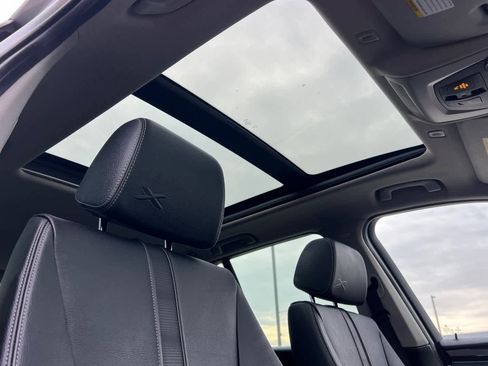 Used 2017 BMW X3 xDrive28i image 18