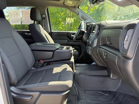 Used 2025 Chevrolet Silverado 2500 Custom w/ Custom Value Package AWD/4WD image 21