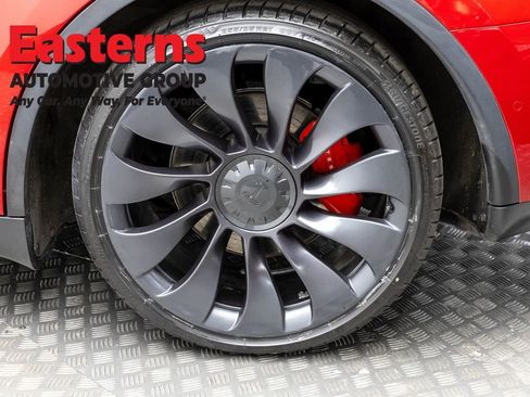 Used 2021 Tesla Model Y Performance image 8