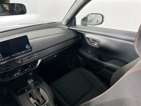 Certified 2024 Honda HR-V Sport image 21