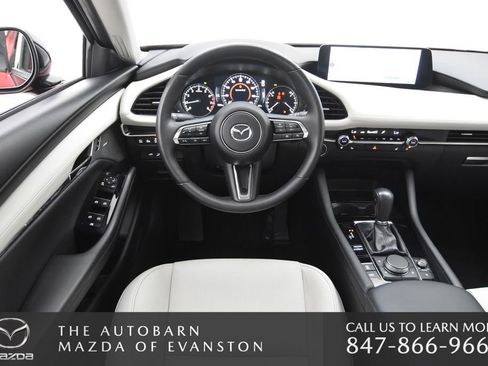 Certified 2025 MAZDA MAZDA3 2.5 Turbo Sedan w/Premium Plus image 23