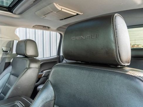 Used 2018 GMC Sierra 2500 Denali w/ Duramax Plus Package AWD/4WD image 20
