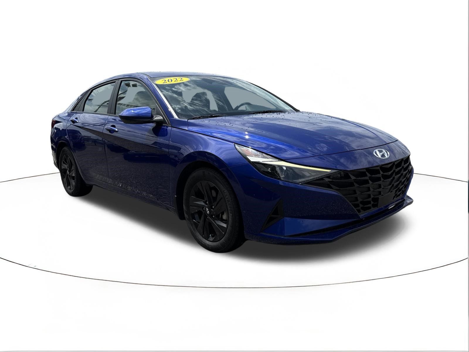 Used 2022 Hyundai Elantra SEL w/ Convenience Package FWD image 1
