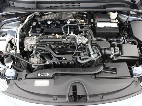 Used 2025 Toyota Corolla LE FWD image 34