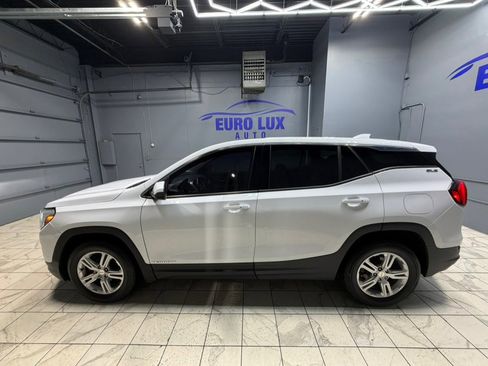 Used 2020 GMC Terrain SLE image 5