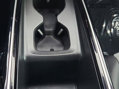 Used 2024 Volkswagen ID.4 Pro image 42