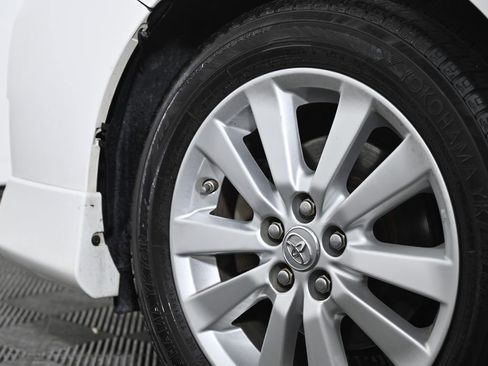 Used 2010 Toyota Corolla S image 27