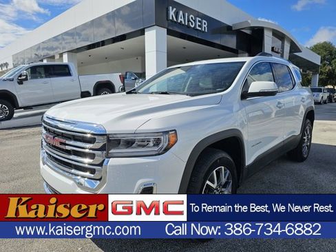 Used 2023 GMC Acadia SLT image 1