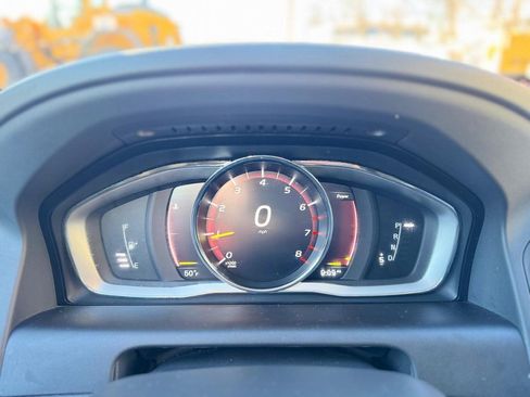 Used 2017 Volvo XC60 T5 Inscription w/ Preferred Option Package image 16