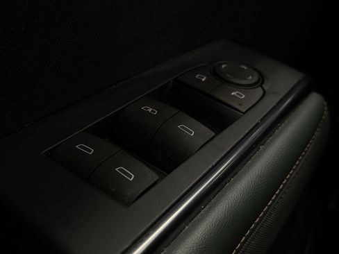 Used 2024 GMC Acadia AT4 w/ Luxury Package AWD/4WD image 34