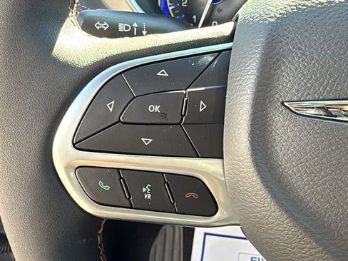 New 2026 Chrysler Pacifica Pinnacle image 23