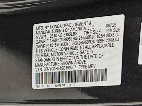 Used 2025 Honda Pilot Touring image 35