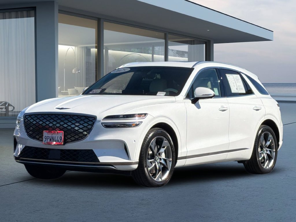 Used 2025 Genesis Electrified GV70 w/ Prestige Package AWD/4WD image 9