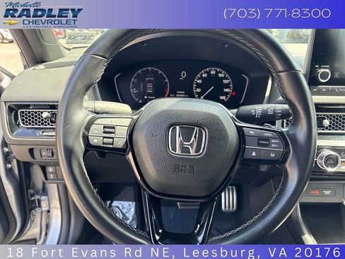 Used 2023 Honda Civic Sport image 16
