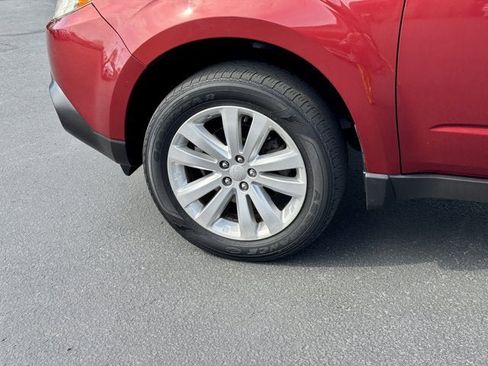 Used 2012 Subaru Forester 2.5X Premium w/ All-Weather Pkg image 8