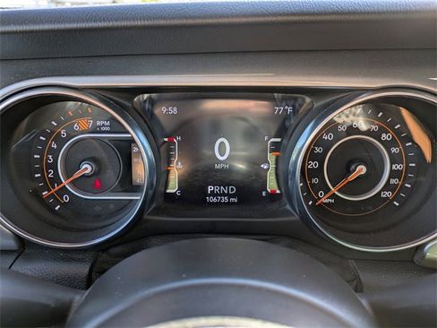 Certified 2021 Jeep Wrangler Unlimited Sahara image 30