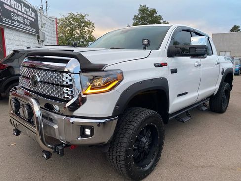 Used 2020 Toyota Tundra Limited image 2