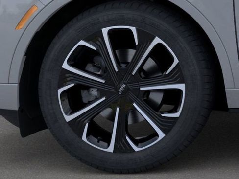 New 2026 Lincoln Nautilus Reserve image 20