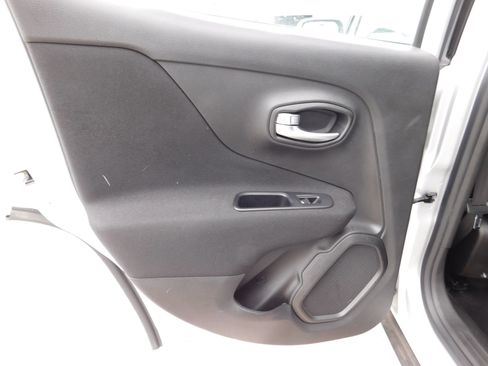 Used 2021 Jeep Renegade Sport AWD/4WD image 11
