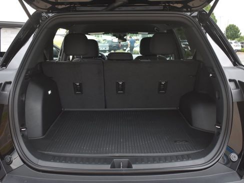 New 2026 Chevrolet Equinox LT w/ LPO, Floor Liner Package FWD image 17