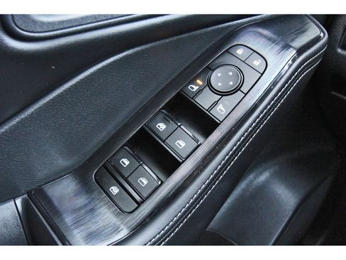 Used 2023 Nissan Rogue SV w/ SV Premium B Package image 22