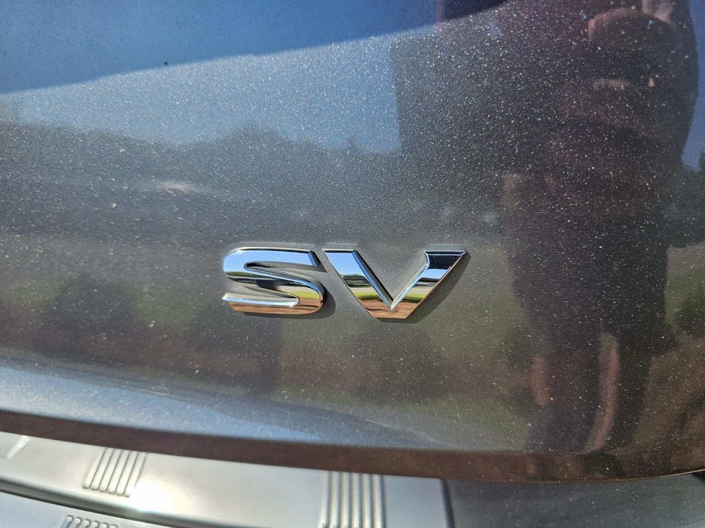 Used 2021 Nissan Rogue SV w/ Premium Package FWD image 15