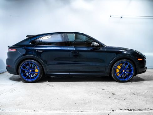 Certified 2023 Porsche Cayenne Turbo GT AWD/4WD image 26