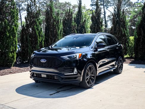 Used 2022 Ford Edge ST-Line image 5