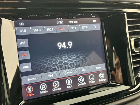 Used 2022 Dodge Durango GT image 14