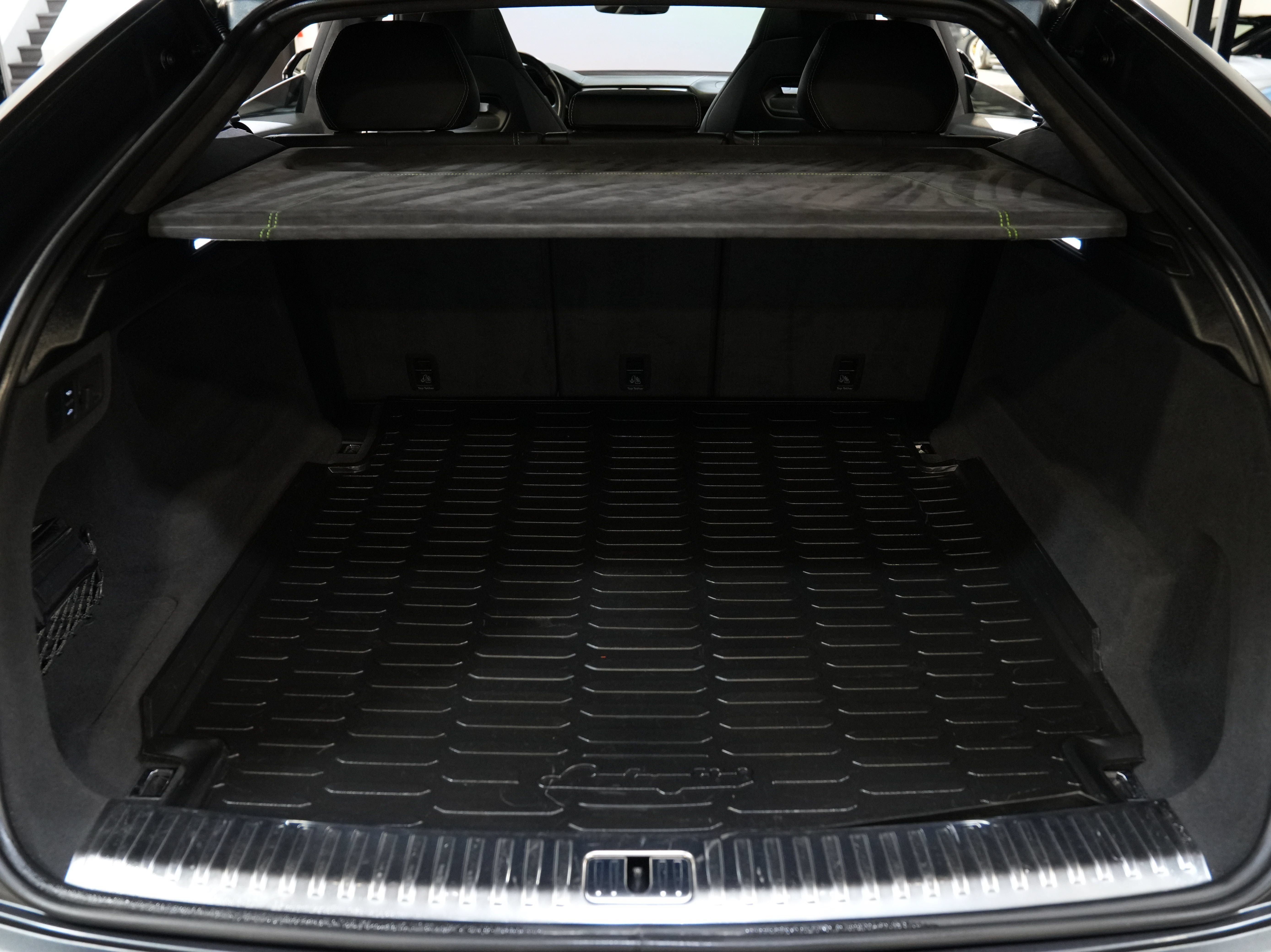 Used 2019 Lamborghini Urus AWD/4WD image 55