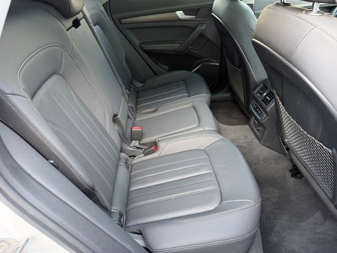Used 2021 Audi Q5 2.0T Premium Plus w/ Premium Plus Package AWD/4WD image 27