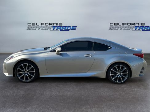 Used 2017 Lexus RC 200t w/ Premium Package RWD image 8