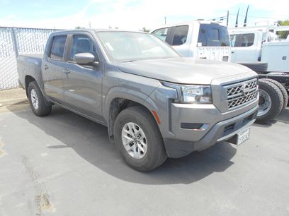 Used 2024 Nissan Frontier SV w/ Technology Package