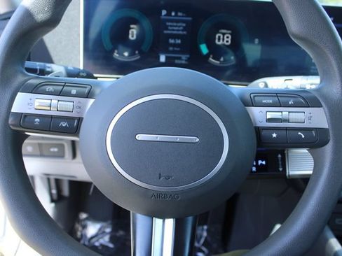 Used 2025 Hyundai Sonata SEL FWD image 15