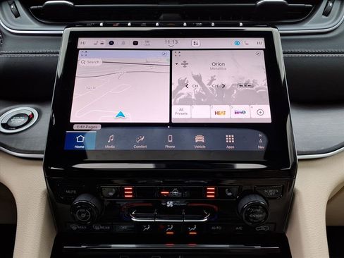 New 2025 Jeep Grand Cherokee Limited image 10