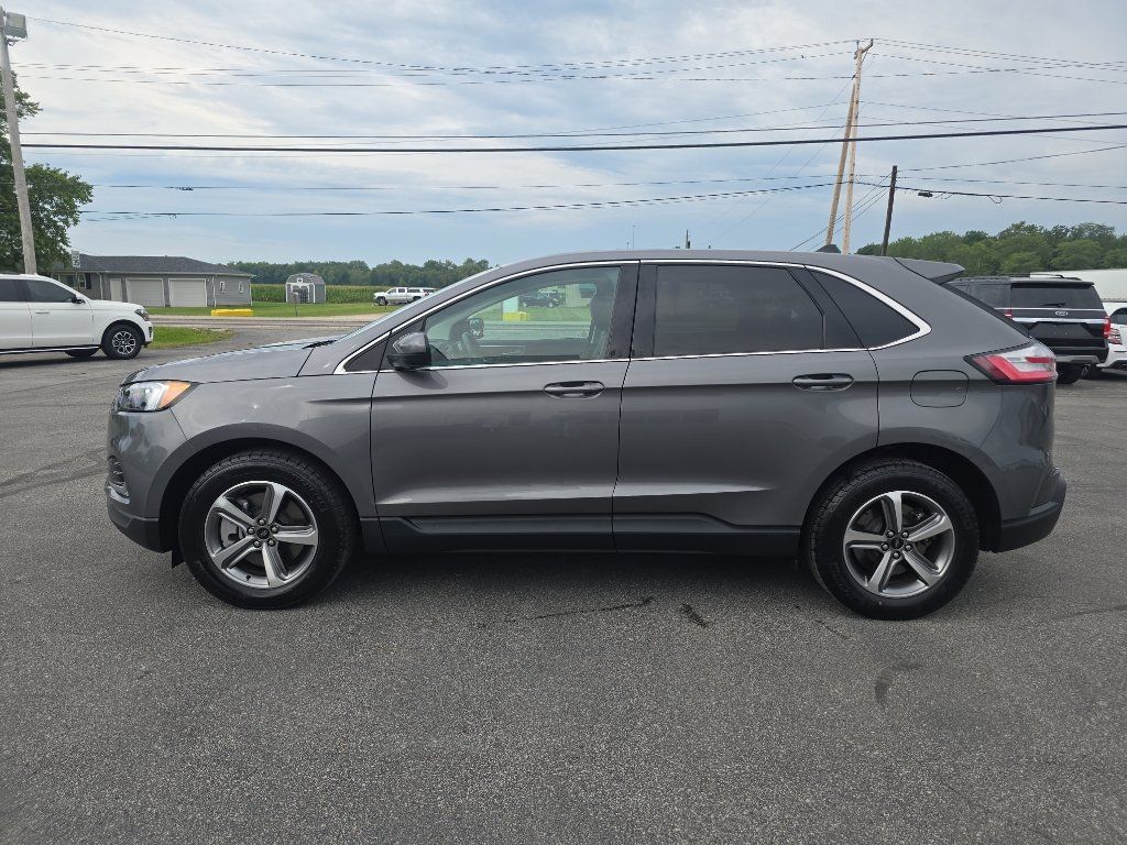 Used 2024 Ford Edge SEL w/ Convenience Package AWD/4WD image 9
