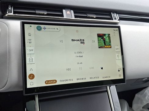 Certified 2026 Land Rover Range Rover Velar Dynamic SE image 23