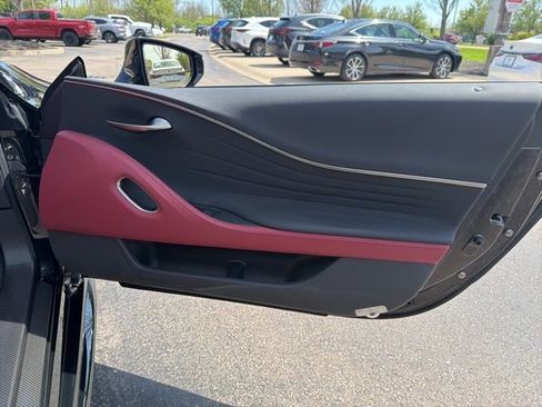 Used 2024 Lexus LC 500 Convertible image 13