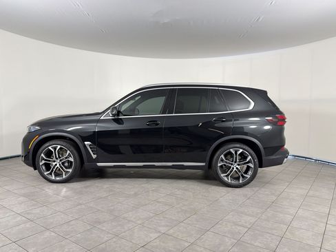 New 2026 BMW X5 xDrive40i w/ Climate Comfort Package AWD/4WD image 2