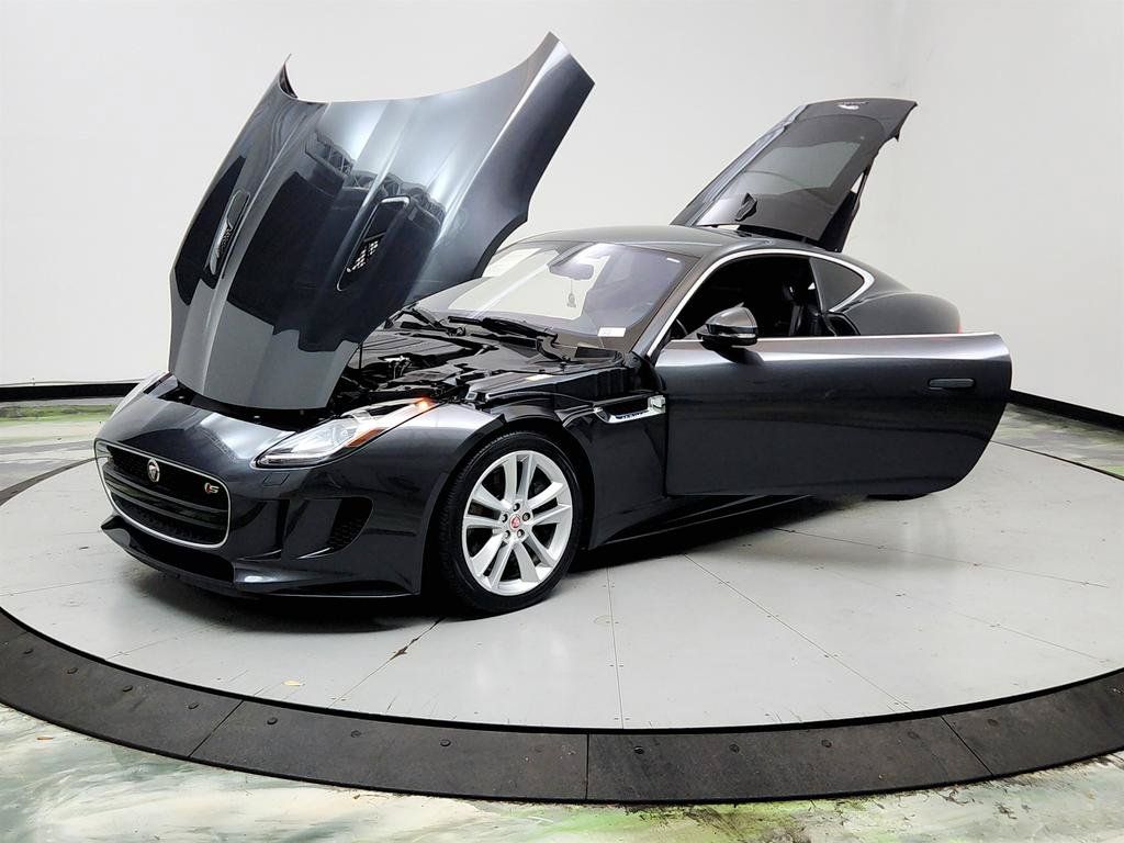 Used 2017 Jaguar F-TYPE S AWD/4WD image 9