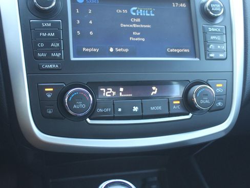Used 2016 Nissan Altima 2.5 SL w/ 2.5 Technology w/LED Package FWD image 32